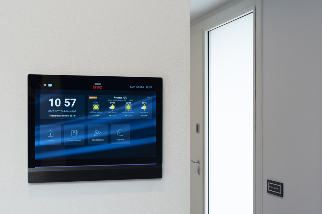 Supervisore domotico touch screen AVE